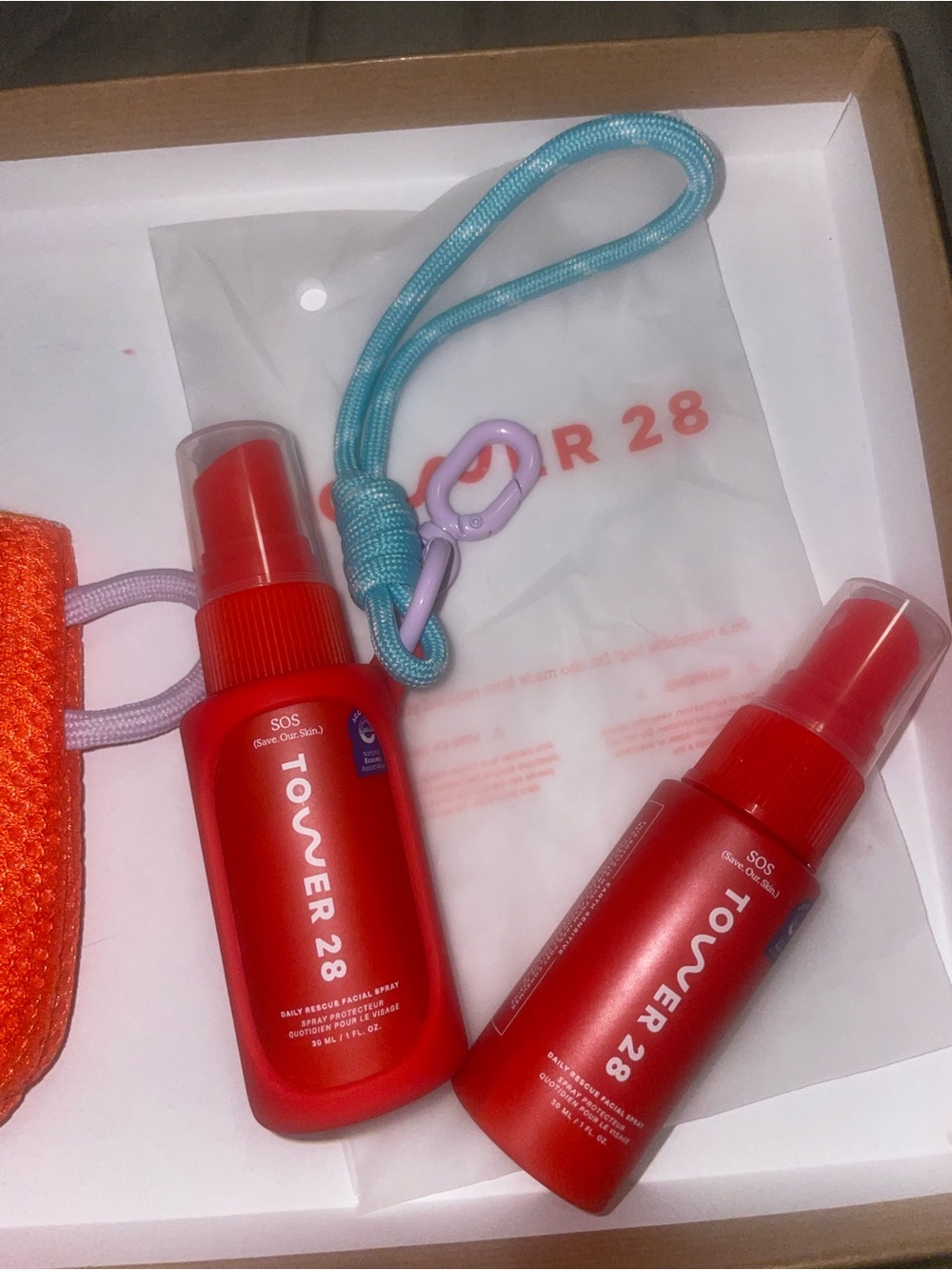 Towel 28 The Mini Pouch skincare set - Picture 6 of 8